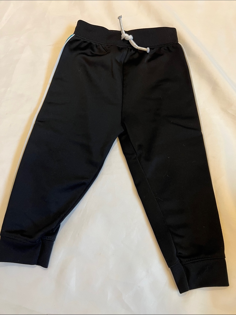 “Bundle 10/$13” Garanimals 18m toddler boy Black Joggers with White Side Stripe